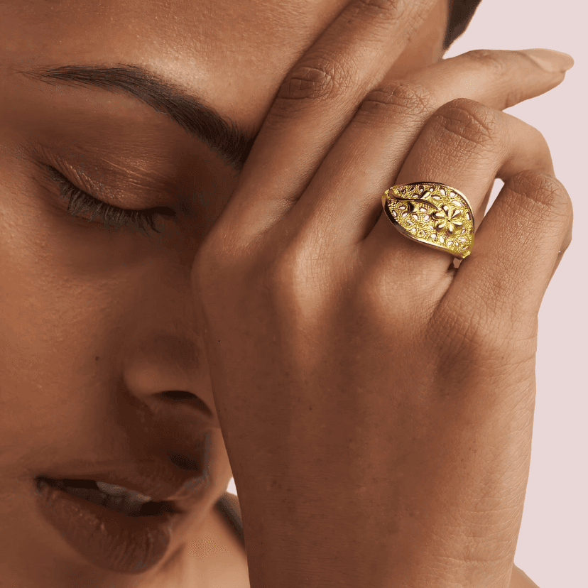 Leaf Motif Gold-Plated Ring with Floral Detailing