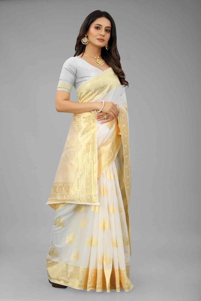 Women's Pearl White Kanjiwaram Art Silk Saree With Unstiched Blouse Piece view 3