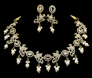 Gold-plated pearl and kundan choker necklace set with earrings
