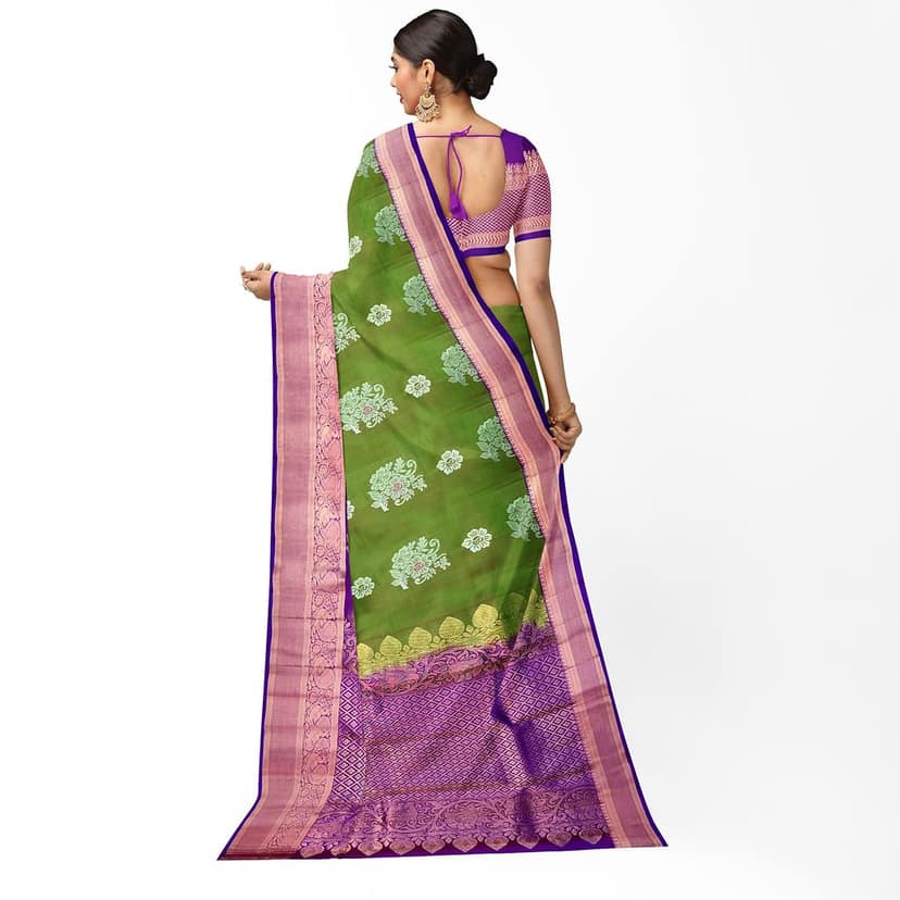 Green Color Beautiful Floral Butta Pure Silk Saree view 2