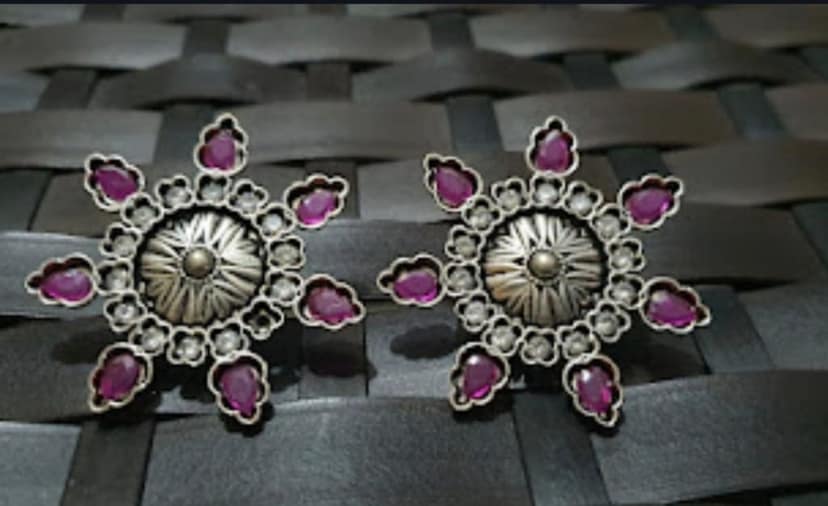 Glamvila Pink and White Stones Stud view 2