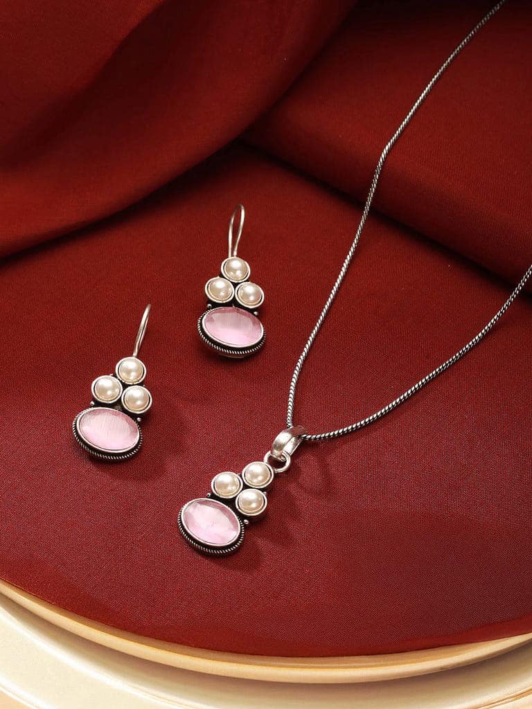 Oxidised Silver Toned Pink Stone & Pearl Beaded Minimal Pendant Chain Jewellery Set view 3