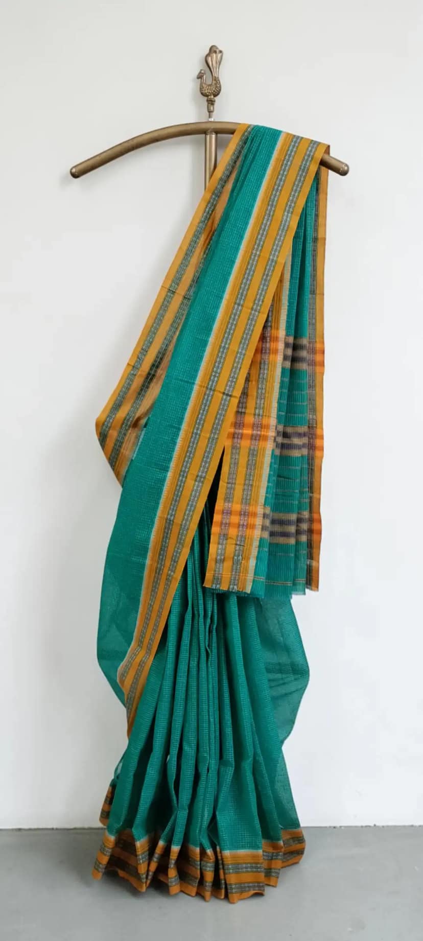 Narayanpet Handloom Cotton Saree in Teal Green with Chikki Paras Border view 3
