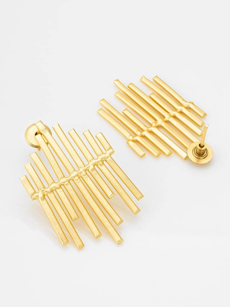 Morison Golden Drop Earrings Effortless Glamour view 2