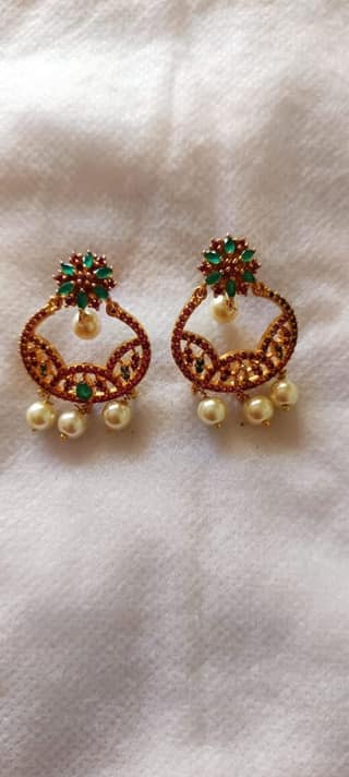 KAVALI Pearl and green stone gold plated earrings