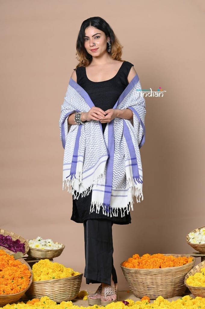 Rajsi~Handloom Pure Cotton Dupatta With Beautiful Handweave and Designer Tassels ~ Light Purple view 2