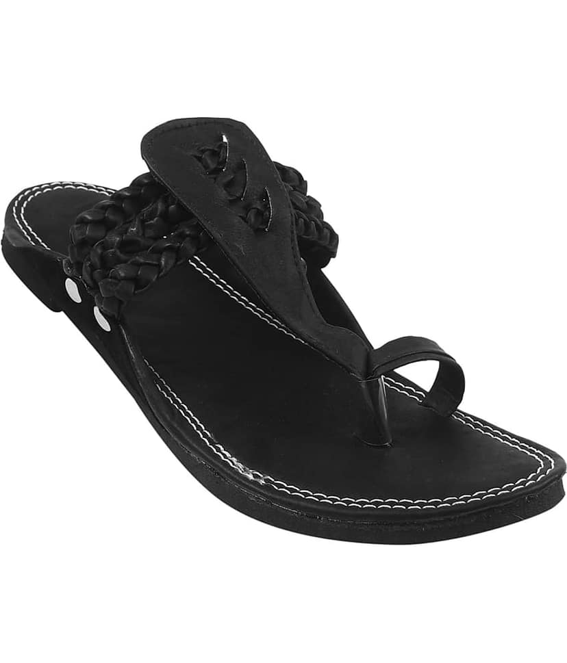 Apratim Black Men's Kolhapuris