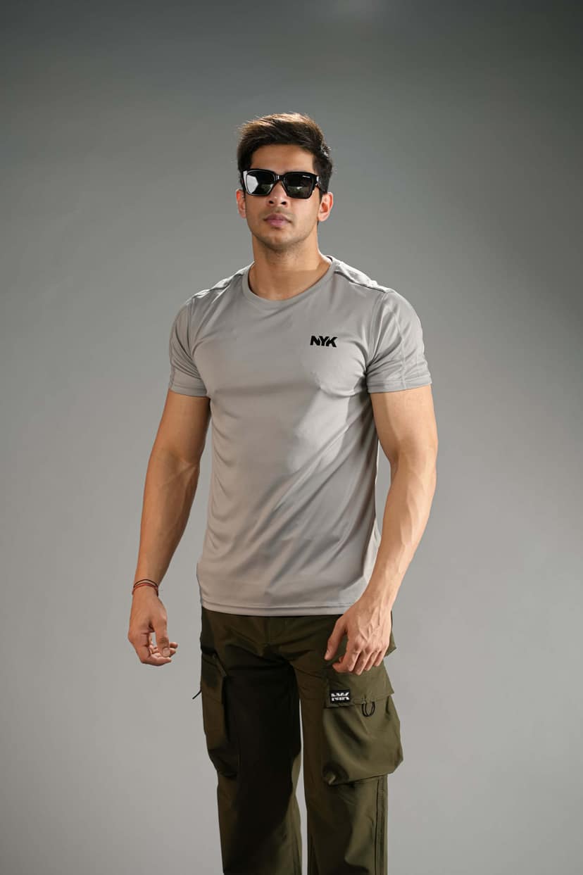 Grey Solid Slim Fit T-Shirt