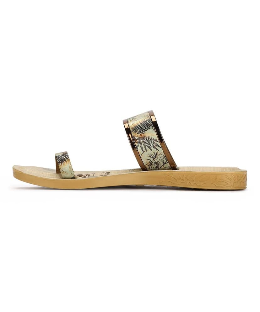 Paragon Women's Casual Sandals with Anti-Skid Sole & Sturdy Construction view 4