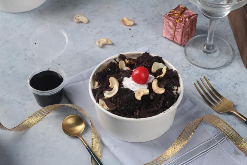Dbc - death by chocolate sundae