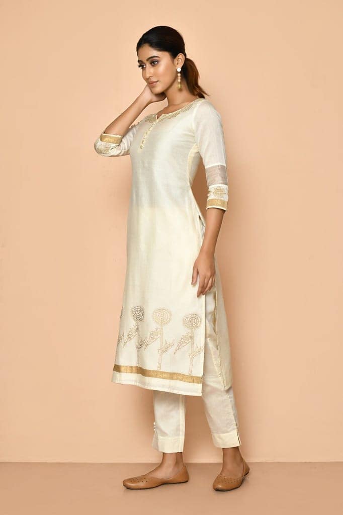 Ayoola flora Ivory handloom Maheshwari silk kurta set for women view 4