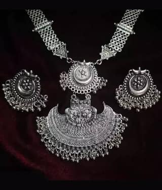 Samridhi DC Silver Alloy Necklace Set ( Pack of 1 )