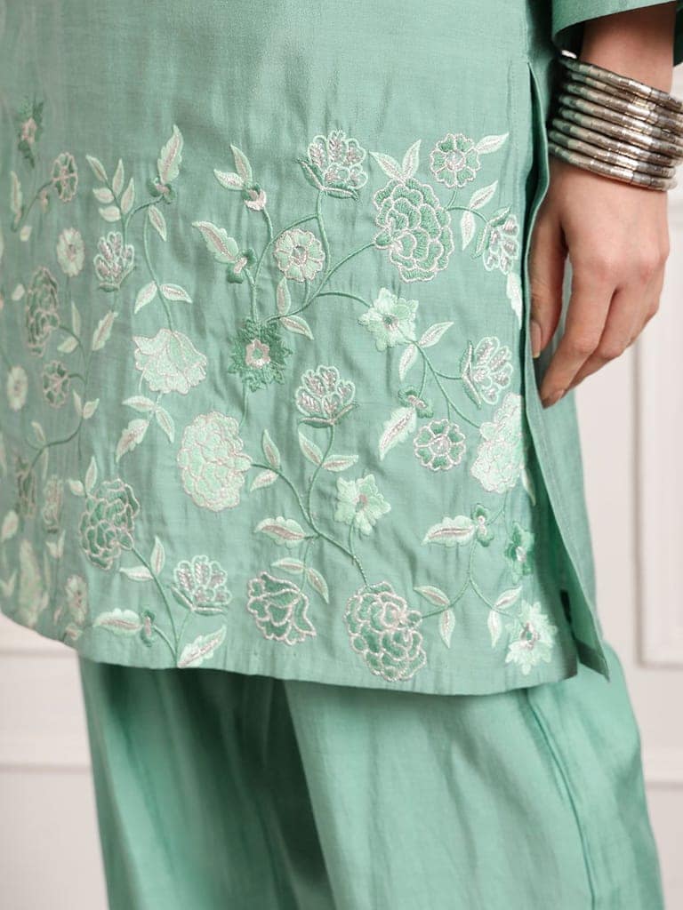 Sea Olive Festival Kurta Set view 8
