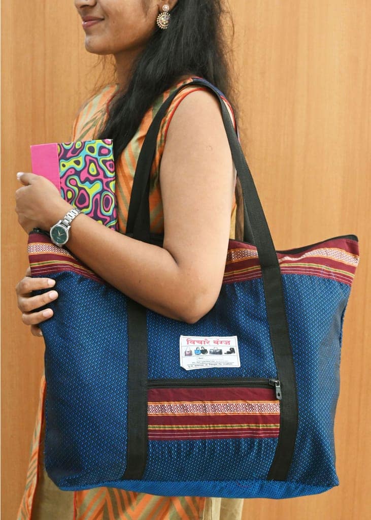 Travel Bag view 4