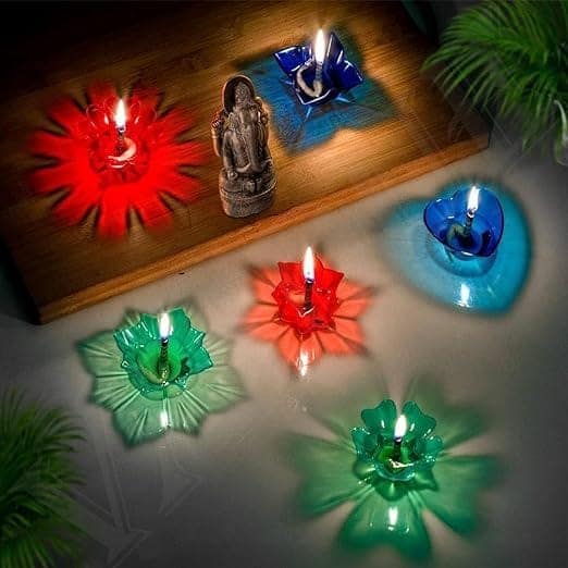 3D Rangoli Reflective Diyas (Set of 12) view 2