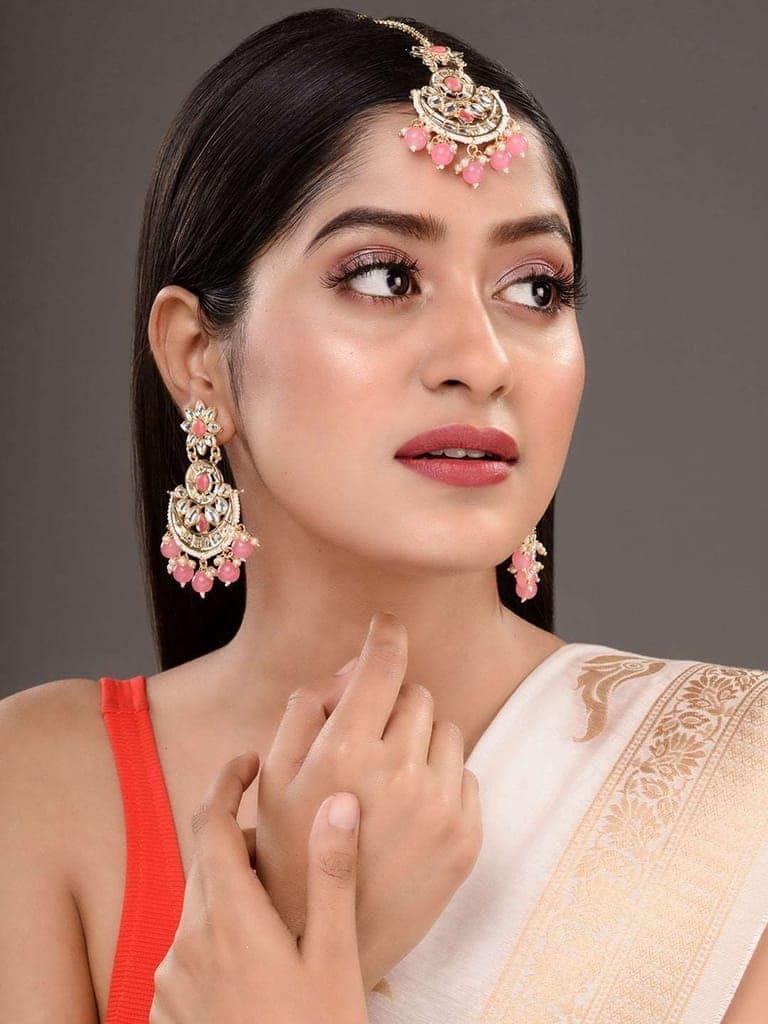 Gold Plated Kundan studded Pink & White Pearl beadded Maangtika Earring Jewellery Set view 5