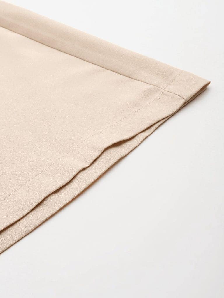 Women Relaxed Loose Fit High-Rise Pleated Trousers view 7