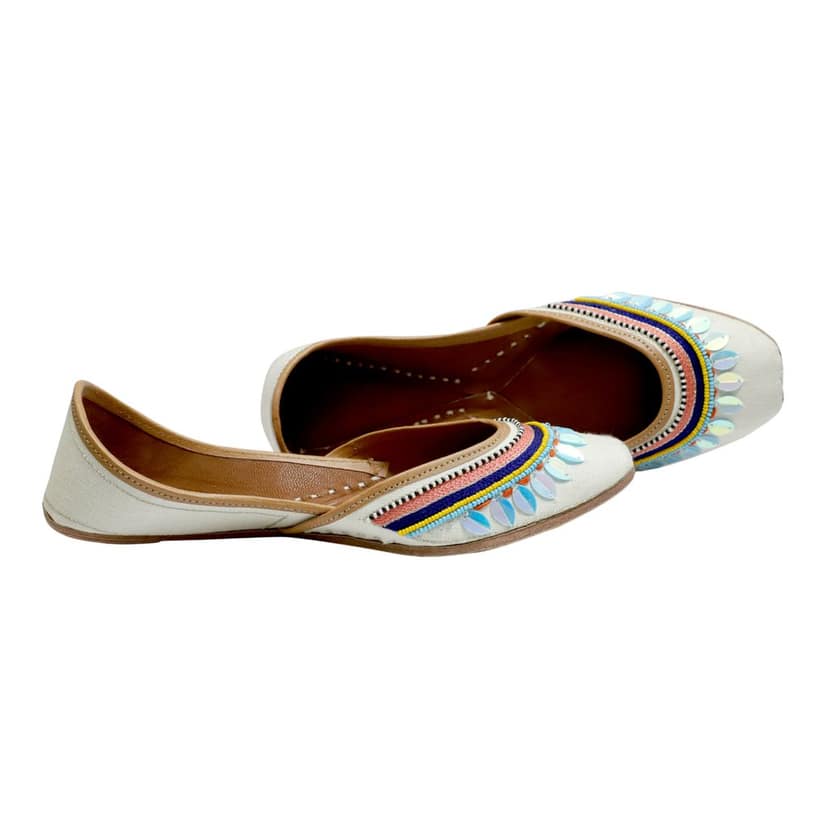 RSK ETHNIC WEAR, Lilac Color Embroidered Handmade Jutti for Women with Soft Leather and Double Cushion