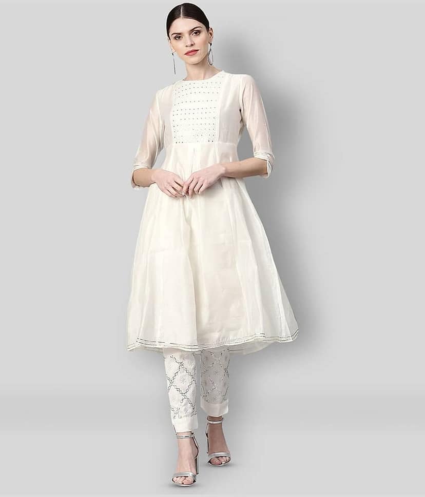 Juniper - White Cotton Blend Women's Flared Kurti ( Pack of 1 )