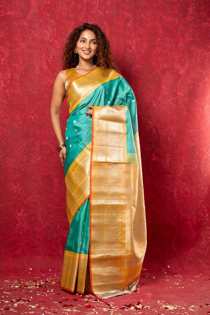 Gadwal Pure Silk Handloom Saree in Sea Green with Yellow Border (Limited Edition) view 6