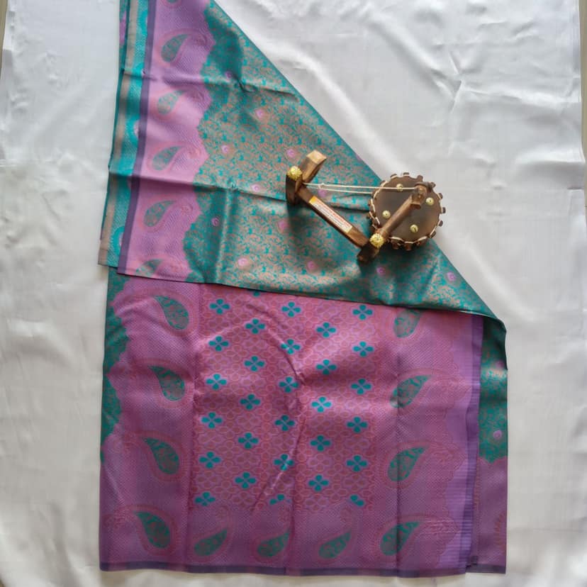 Kubera Silk Cottton Saree with Blouse - Green color