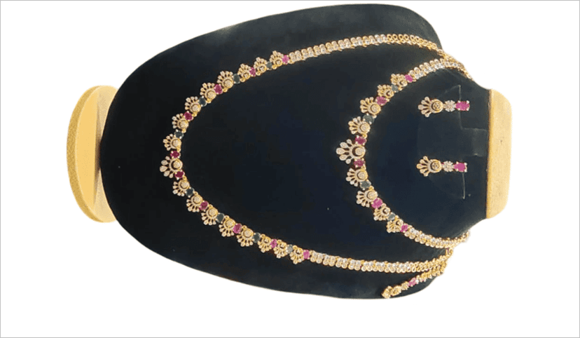 Bridal Necklace Set with Kundan Stones and Pearls view 3