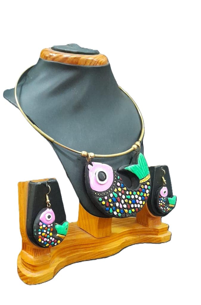 Dokra terracotta necklace with earings view 3