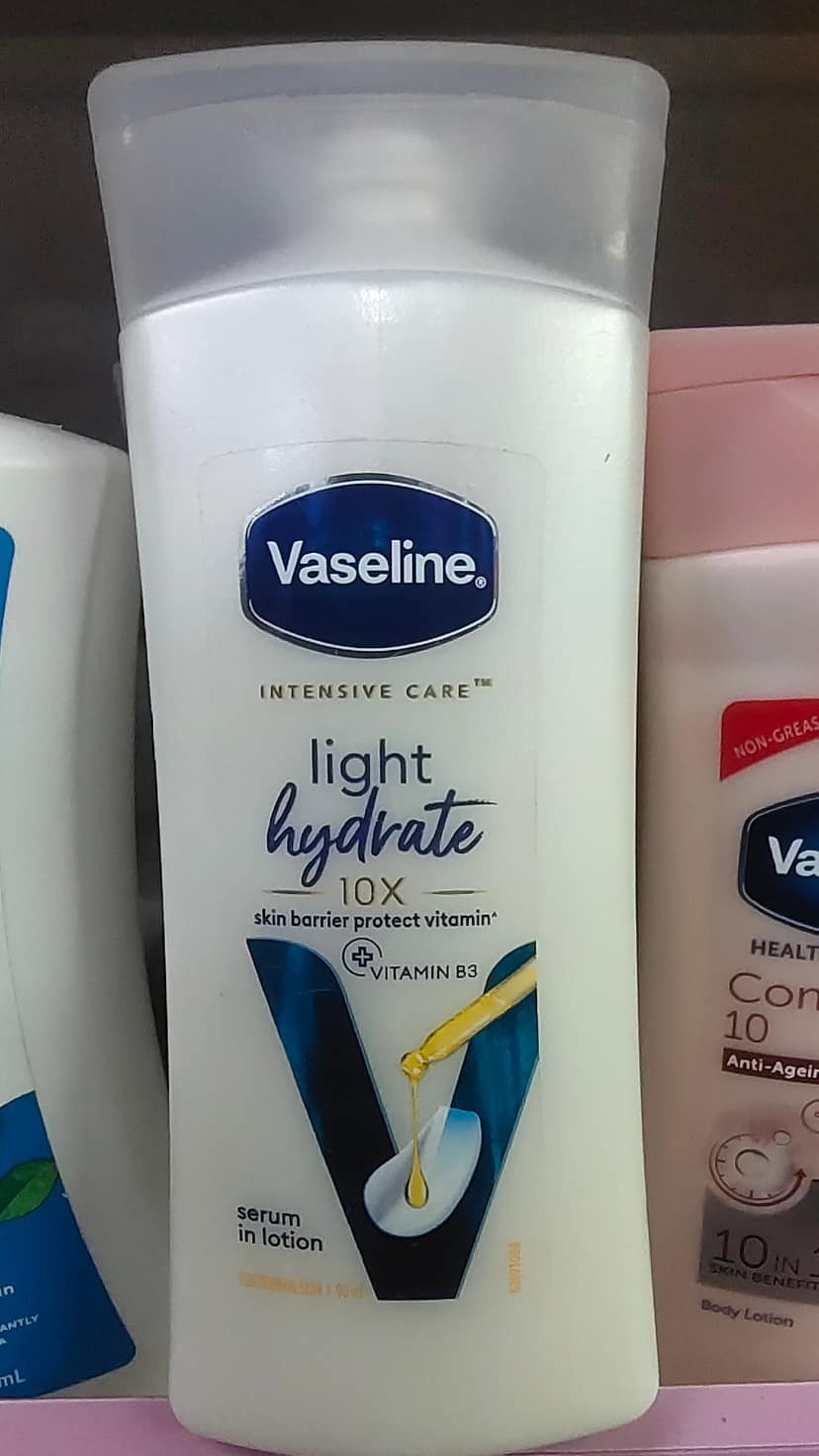 Vaseline moisturiser intensive care light hydrate