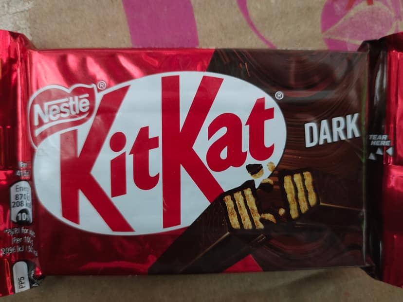 Nestle Kit Kat - 4 Finger Bar, Dark Chocolate, 41.5 g Pouch
