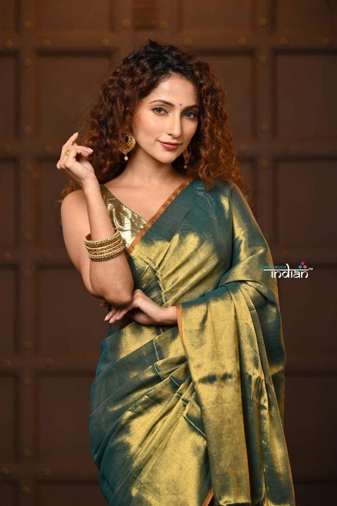 Parampara ~ Exclusive Handloom Pure Tissue Cotton Saree in Green Gold view 6