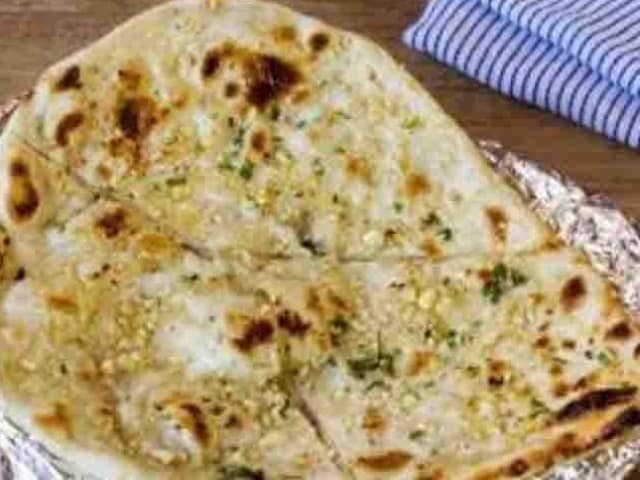 Butter garlic naan