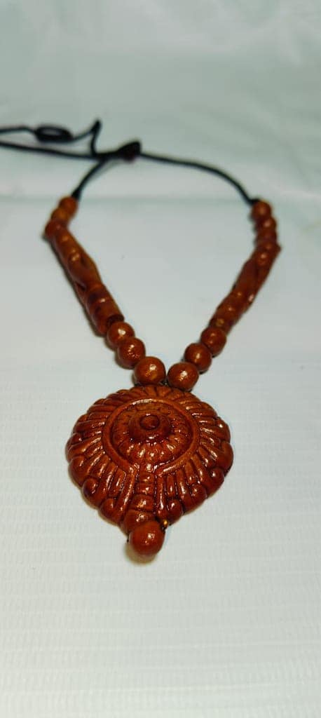 Terracotta Necklace view 3