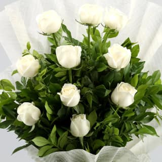 A Cool Breeze Roses Bouquet For Valentine's Day Gift