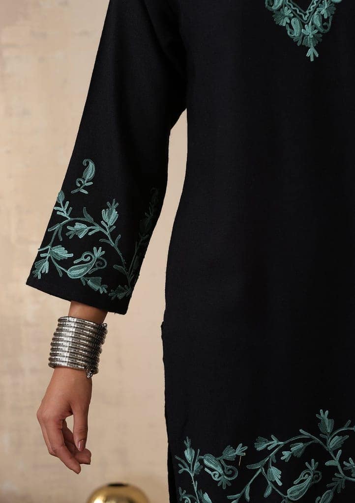 HOC Crafts Aari Embroidered Woollen Solid Women's Long Kurta - Black view 5