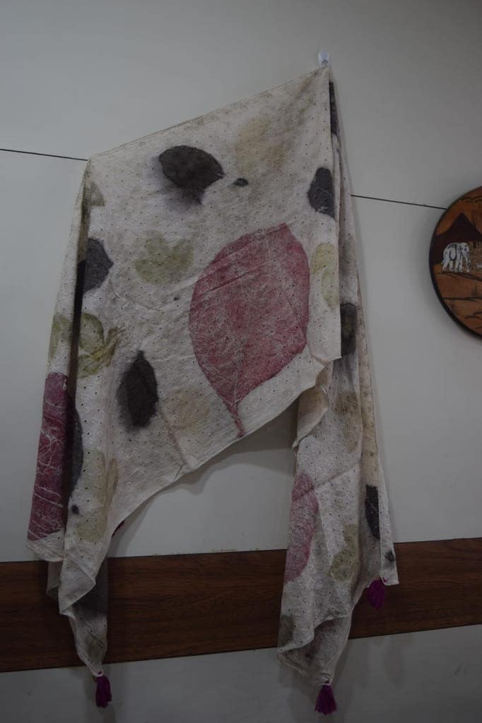 TULIP Traditional Artisians ECO Print Cotton Blend Stole, Mint Green with Floral Paisley Pattern, 180 x 30 cm view 6