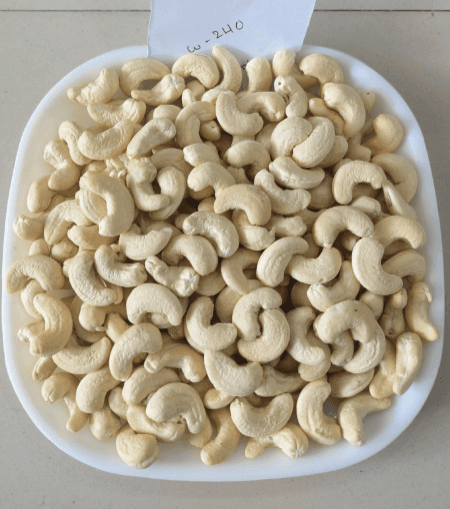 Satvikk Cashew W240 Benin Extra Bold 10kg - Tin