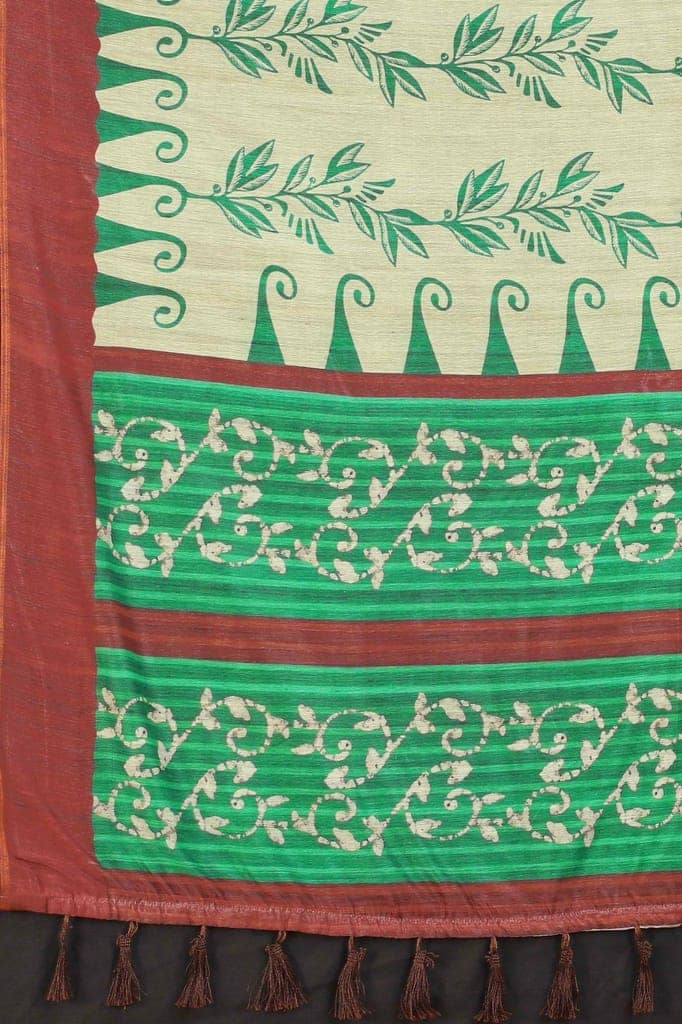 Women's Floral Digital Printed Saree view 6