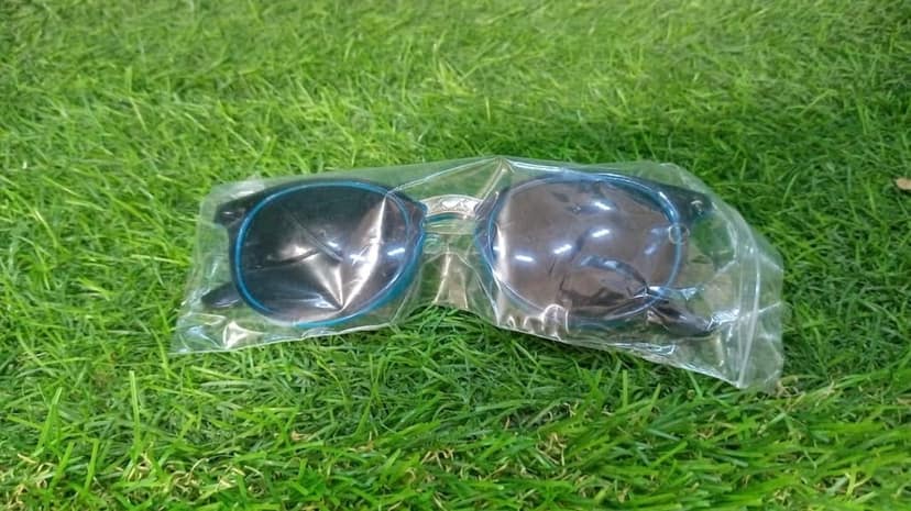 UV Protected Round Sunglasses, classic Sunglasses for Men & Women, Lightweight view 8
