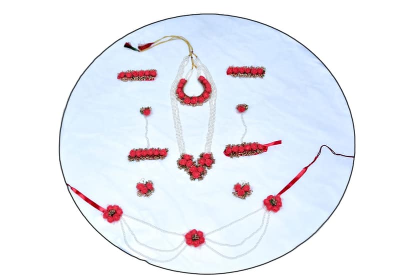 Flower Jewellery Pink and White view 3