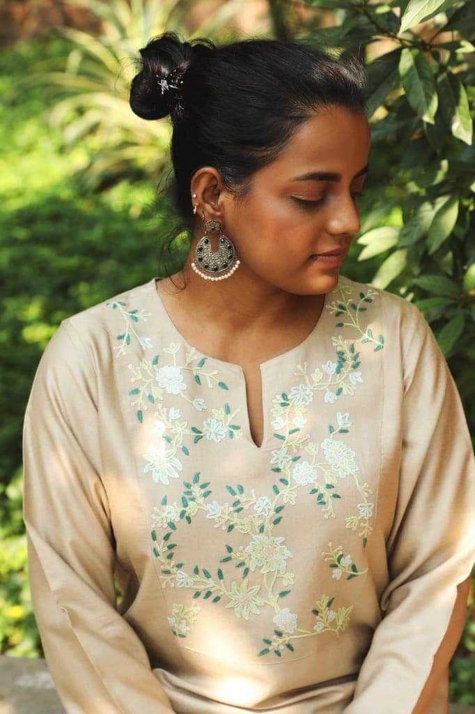Zahrun Beige Kurta With Hand Embroidered Yoke view 6