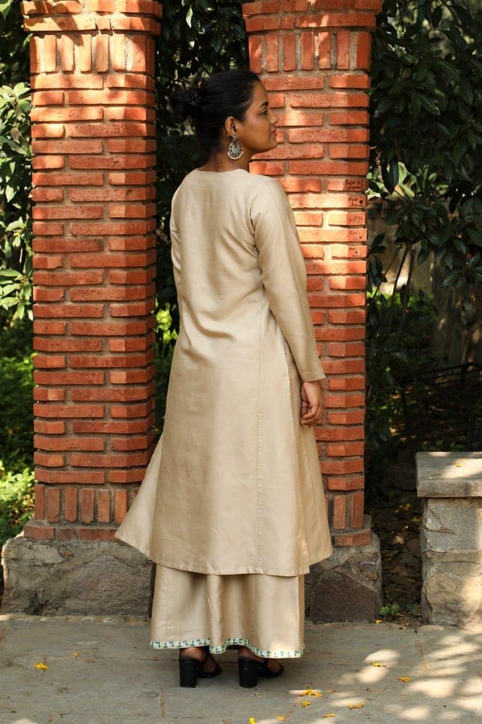 Zahrun Beige Kurta With Hand Embroidered Yoke view 7