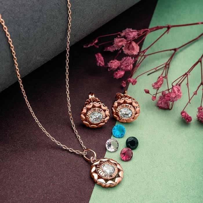 Rose Gold Wheel Of Heart Pendant Set (5 in 1 Crystal) view 3