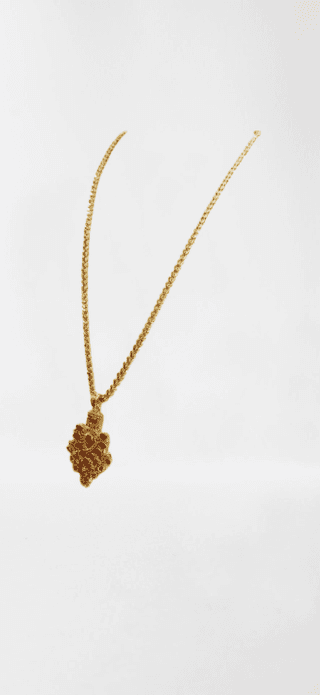 Ruby and Green Stones chain model