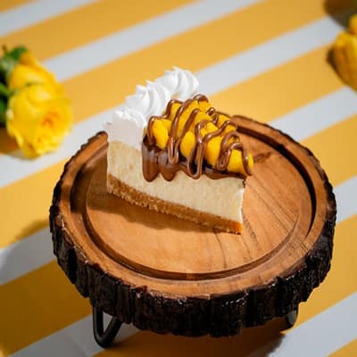 Mango nutella cheesecake slice