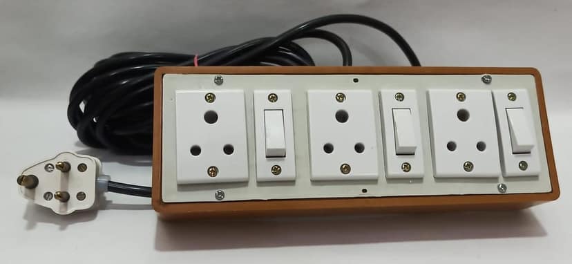 6A 3 Sockets (3 Pin Socket) & 3 Switch Extension Box with 6A Plug & 20m Wire view 4