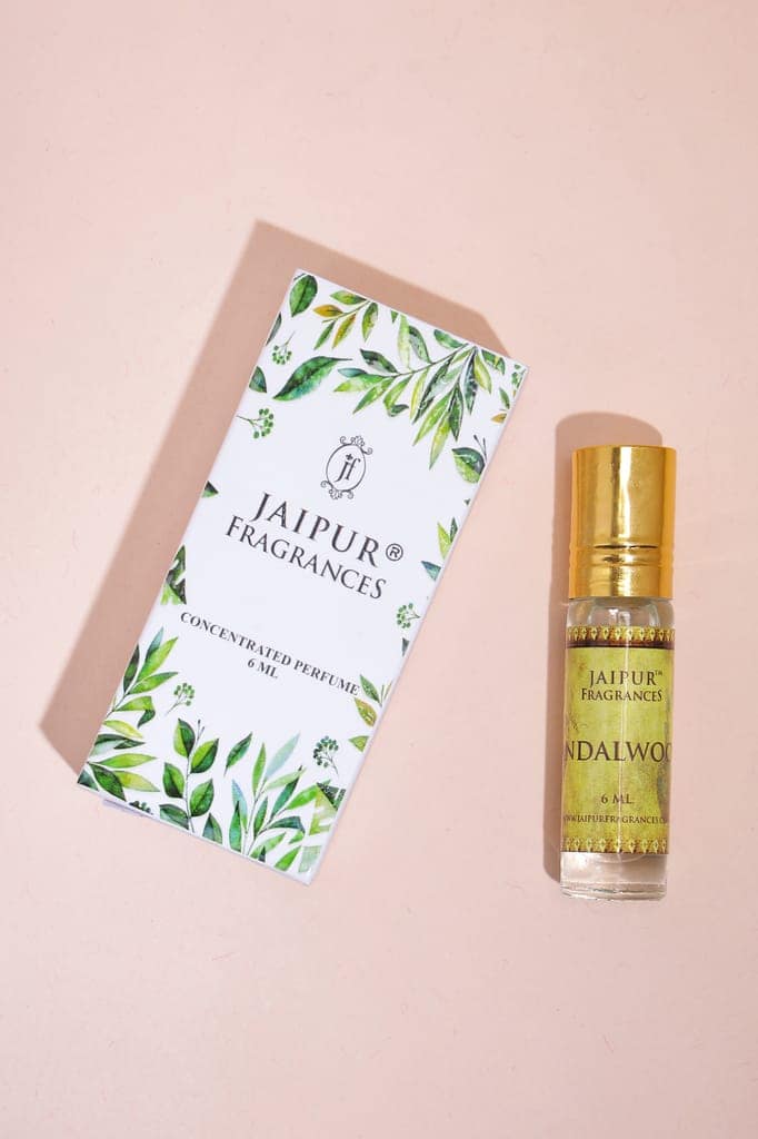 Sandalwood Fragrance / Attar view 5