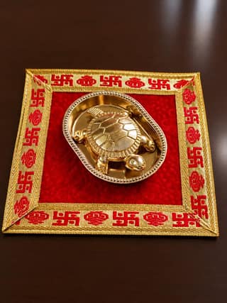 Vastu Tortoise Kachua & Plate Set (Brass) with with premium asan & Gift Box