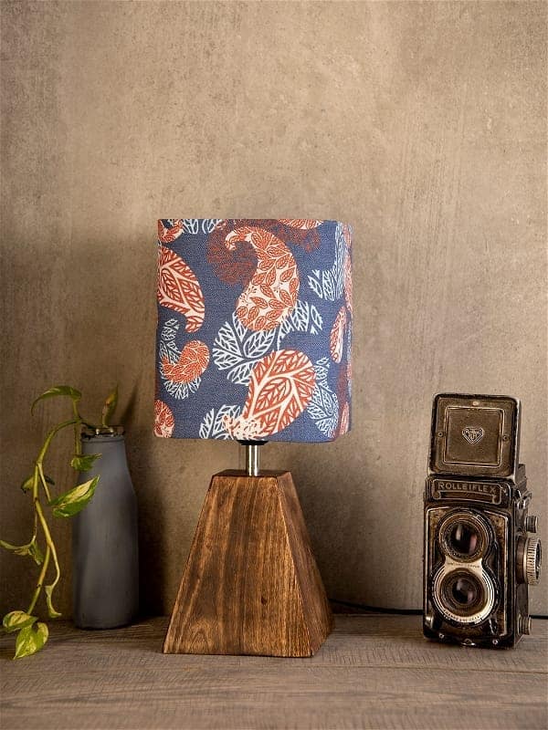 Pyramid Colorful Ambee Print Lamp view 2