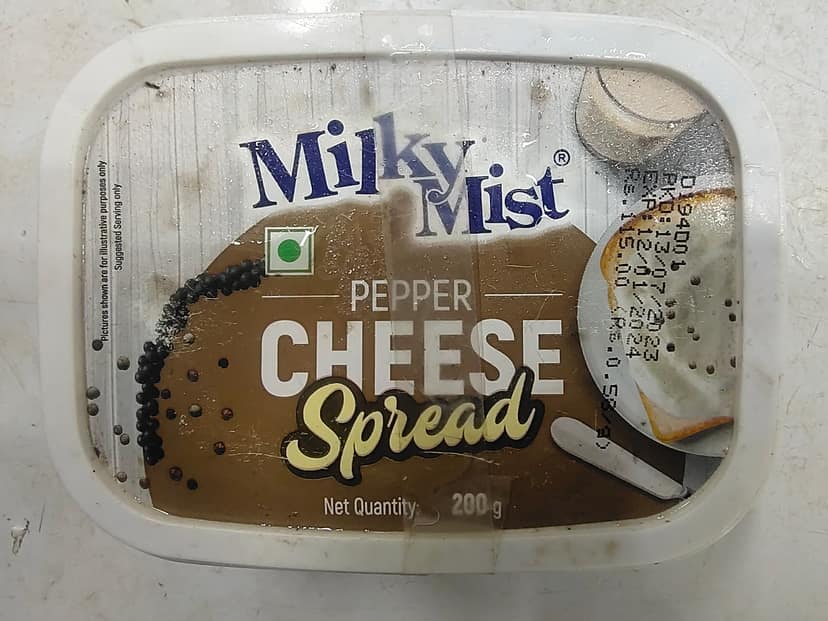 Milky mist pepper cheese spread