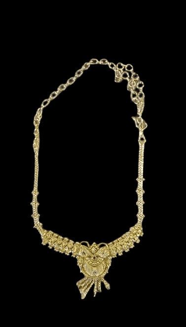 Delicate Gold-Plated Pendant Necklace with Chain view 2